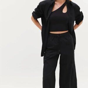 Athleta Midday Mid Rise Crop Poplin Pant